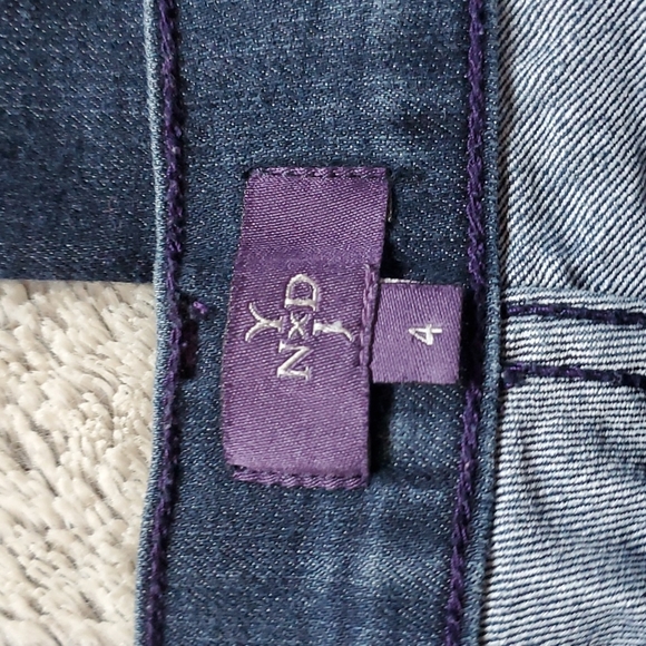 NYDJ bootcut size 4 dark blue - Picture 2 of 8